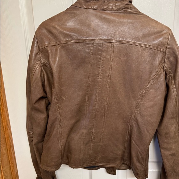 Small brown leather jacket - Picture 4 of 5